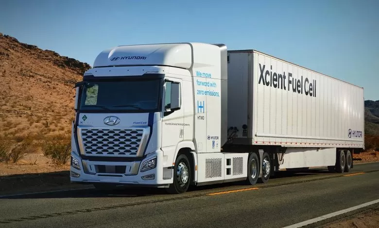 Hyundai a prezentat versiunea XCIENT Fuel Cell cap tractor
