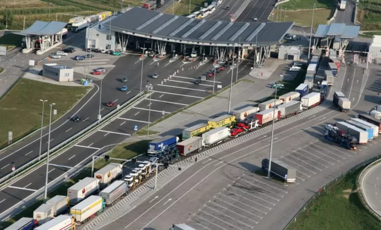 Slovenia a extins excepția de prezentare a unui certificat COVID pentru șoferii de camion