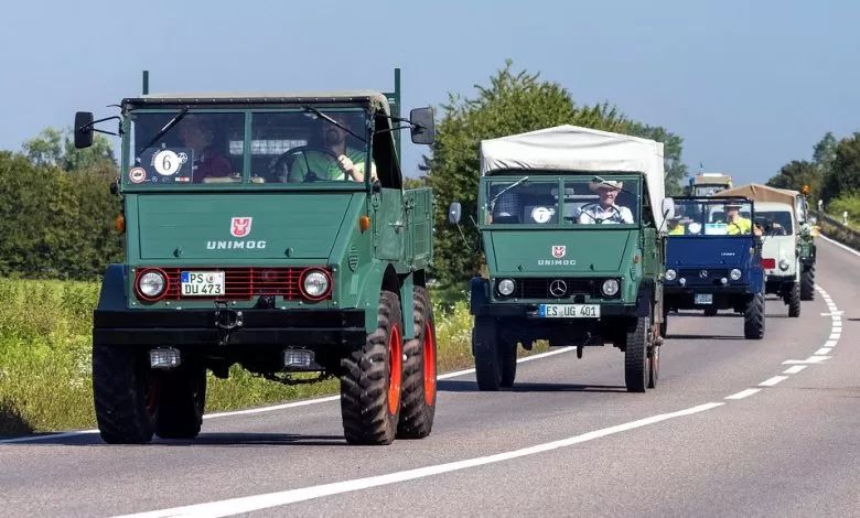 Paradă cu ocazia împlinirii a 75 de ani de camioane Unimog