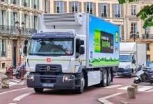 Renault își extinde gama electrică Z.E. cu o versiune D Wide de 19 tone