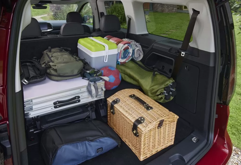 Ford a prezentat noul Tourneo Connect 4 Ford a prezentat noul Tourneo Connect