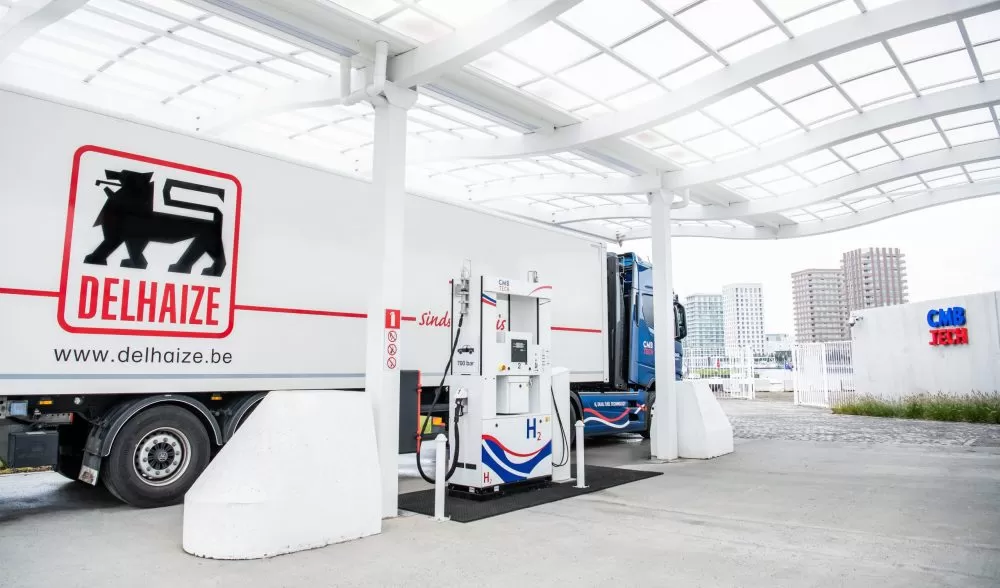 Ford F-Max alimentat cu un mix de hidrogen și motorină