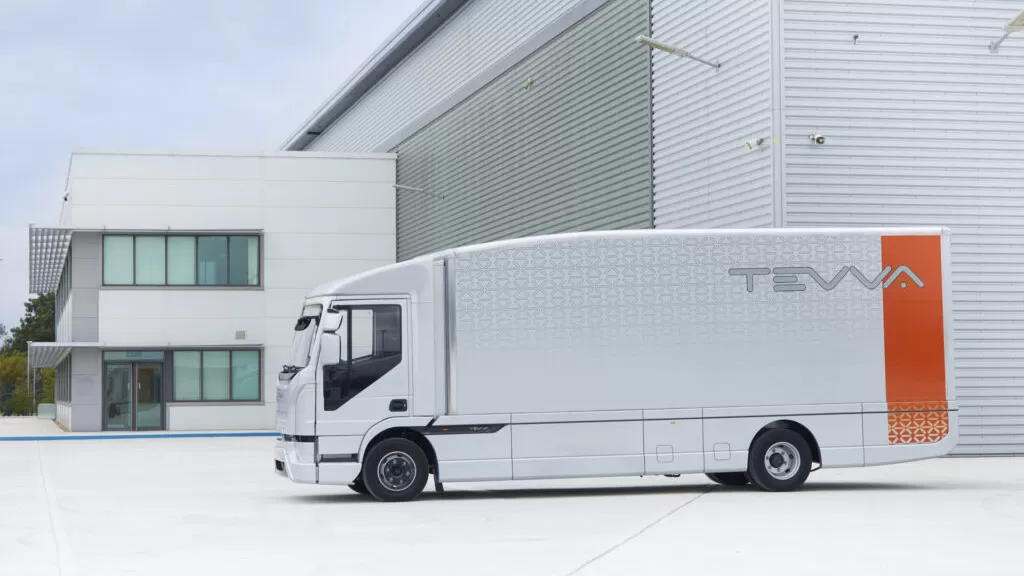 Tevva a prezentat primul camion electric de 7,5 tone dedicat pieței britanice