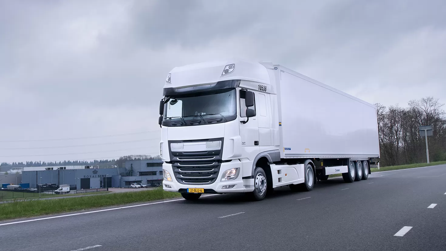 Noi dimensiuni pentru anvelopele de camion Nokian E și R-Truck