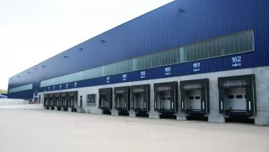 Statistică: O oră pe zi pierdută pentru un loc de parcare și 4 la rampă