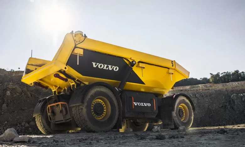 Holcim va testa dumperele electrice autonome Volvo