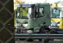 Noul DAF CF fotografiat în curtea fabricii din Eindhoven