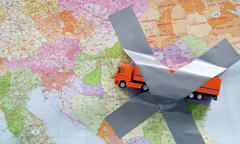 Transportatorii români vor amânarea obligației întoarcerii camioanelor în țara de origine la 8 săptămâni 1 Transportatorii români vor amânarea obligației întoarcerii camioanelor în țara de origine la 8 săptămâni