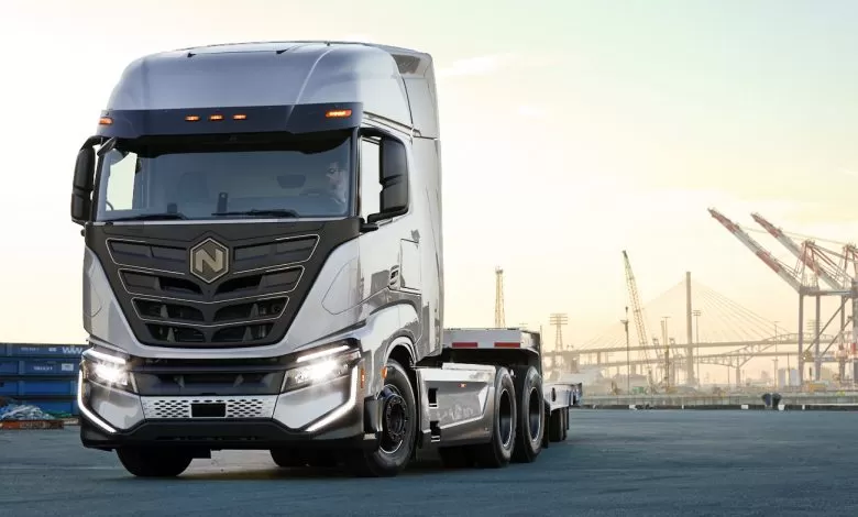 Camionul electric cu baterii Nikola Tre ajunge în teste la primul client din Statele Unite