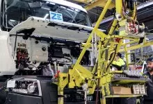 Renault angajează 100 de operatori pentru asamblarea de camioane electrice