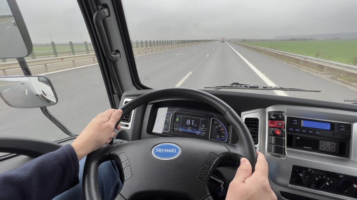 Test Dongfeng E-Star: Camioanele electrice chinezești vin în România