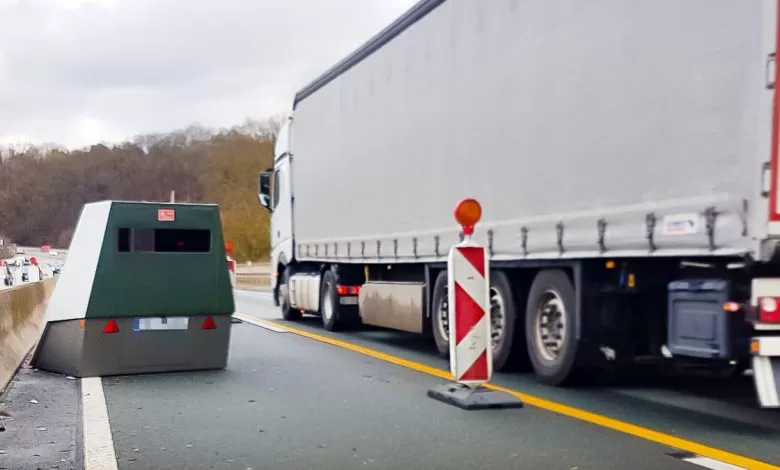 Restricție de trafic pentru vehiculele comerciale peste 3.5 tone pe podul Taubenstein (A49)