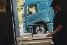 Oficial: Spania va interzice șoferilor să încarce și descarce marfa 8 Spania ar putea deveni a doua țară în care șoferii nu sunt obligați să descarce