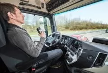 Camioane autonome: răspunderea pentru accidente ar trebui să revină producătorilor