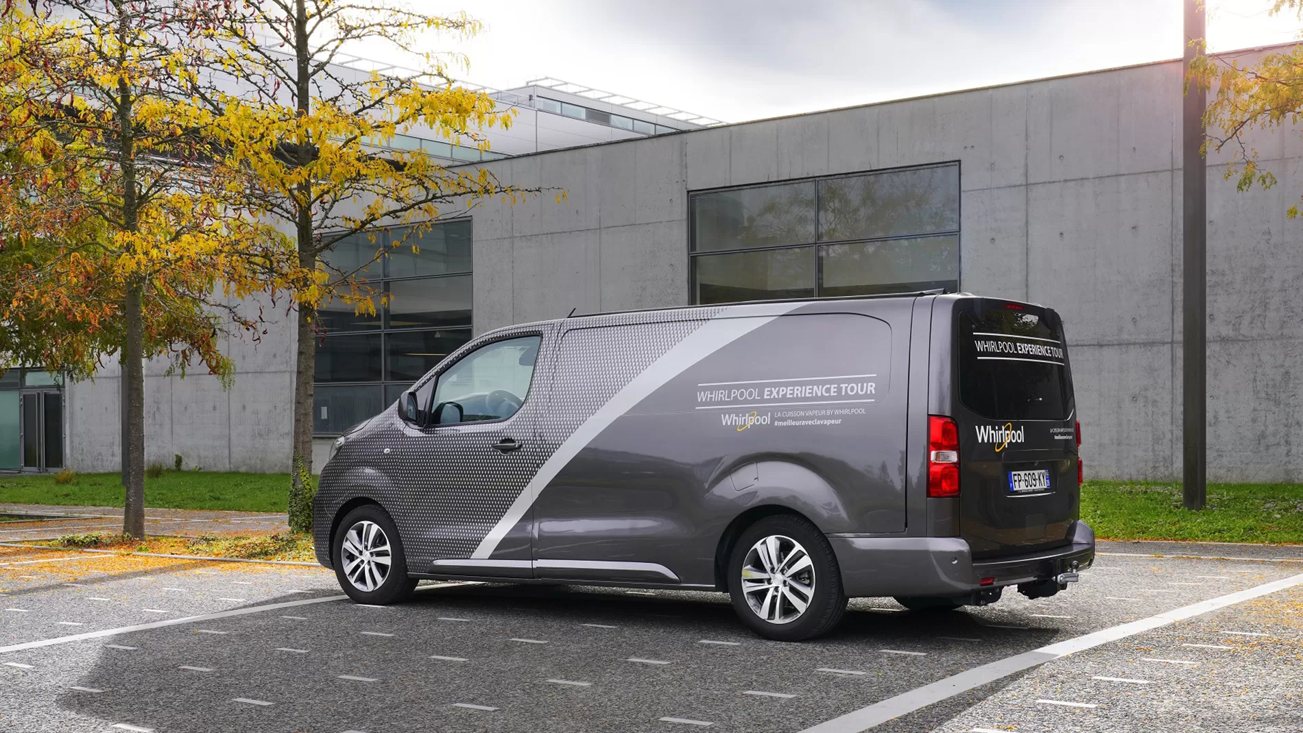 whirlpool experience tour peugeot design lab 8