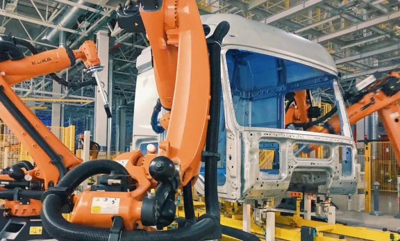 Daimler Truck renunță definitiv la orice cooperare cu rușii de la Kamaz