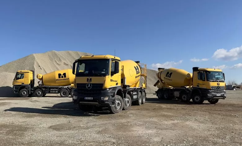 Încă 20 de camioane Mercedes-Benz Arocs pentru Mineralport
