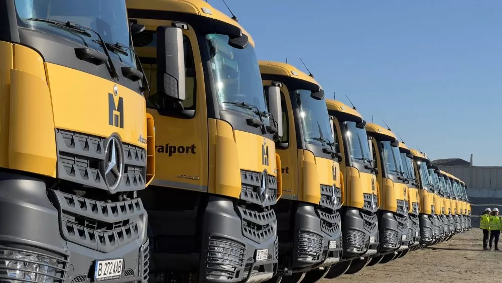 Încă 20 de camioane Mercedes-Benz Arocs pentru Mineralport