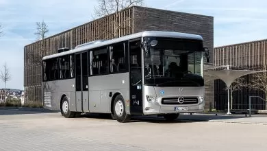 Mercedes-Benz prezintă autobuzul interurban compact Intouro K hybrid