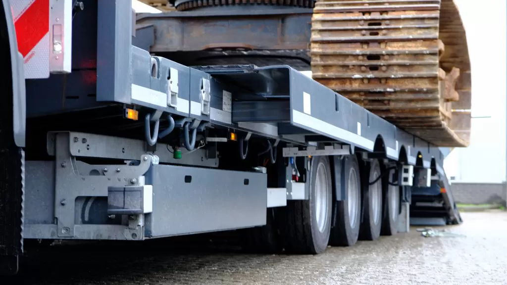 Nooteboom a lansat un trailer compact cu extensie laterală hidraulică 3 Nooteboom semi loader with hydraulic widening DSCF4881 1024x683 1