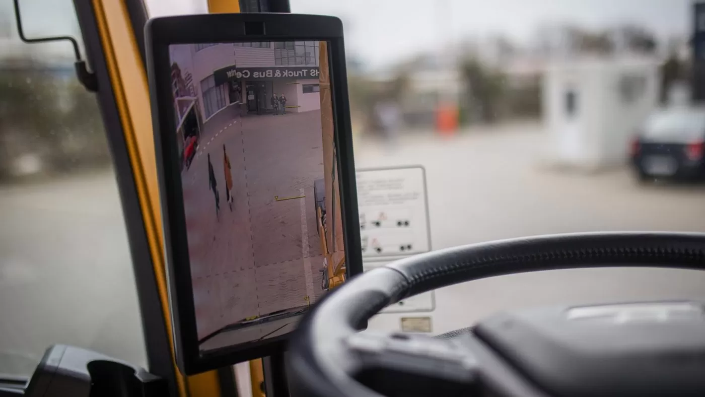 Prim contact MAN TGX OptiView: Cu ochii în patru