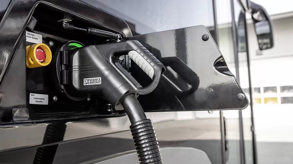 Noul autobuz eCitaro Range Extender vine cu autonomie de până la 400 km