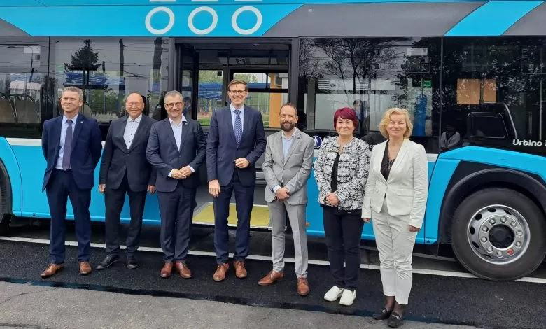 Primele autobuze electrice Solaris Urbino 12 circulă pe străzile din Ostrava