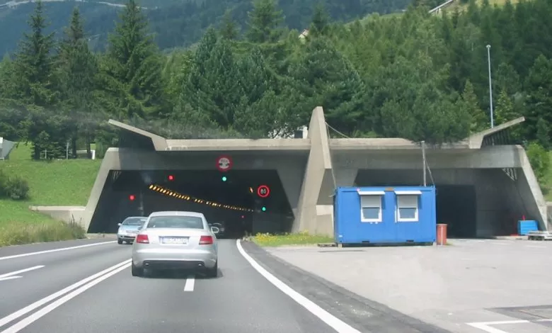 Tunelul Gotthard va fi închis pentru 22 de nopți în 2022