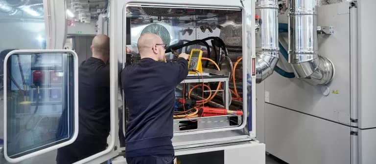 Scania are un nou laborator de testare a bateriilor 3 1655714325446