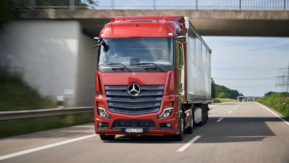 Test Mercedes-Benz Actros L 1851: Încă un litru de motorină economisit