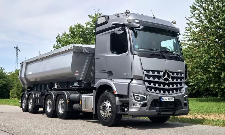 Noutățile Mercedes-Benz Trucks din sectorul de construcții, prezentate la bauma 2022