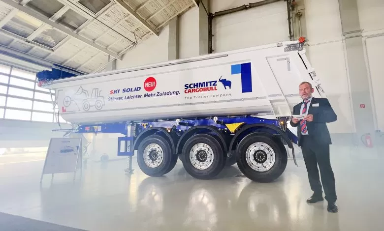 Noua generație de semiremorcă cu benă semirotundă din oțel Schmitz Cargobull S.KI
