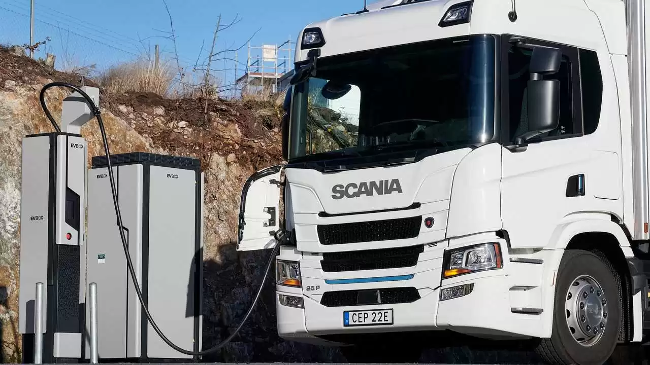 Scania a livrat primul camion electric din Estonia 3 Scania a livrat primul camion electric din Estonia
