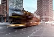 Flota de autobuze din Hanovra echipată retrofit cu asistentul la virare ProFleet Assist+ Gen 2