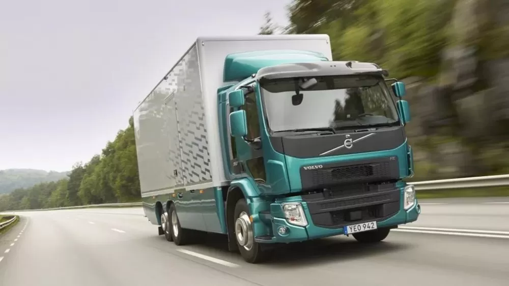 Volvo îmbunătățește manevrabilitatea și eficiența modelelor de distribuție FL și FE