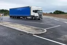 Mai multe locuri de parcare pentru camioane în Danemarca