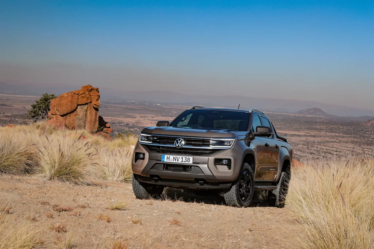 Noul VW Amarok vine cu un nou design și o sarcină utilă de 1,16 tone 5 uso 8278 1290399652