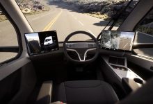Site-ul Tesla Semi, actualizat: Noi specificații și comenzi întrerupte
