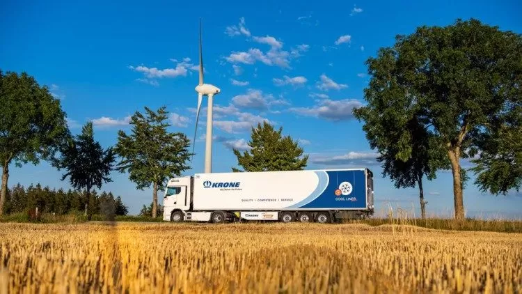 Krone va prezenta la IAA 2022 semiremorcile electrificate eCool Liner și eMega Liner