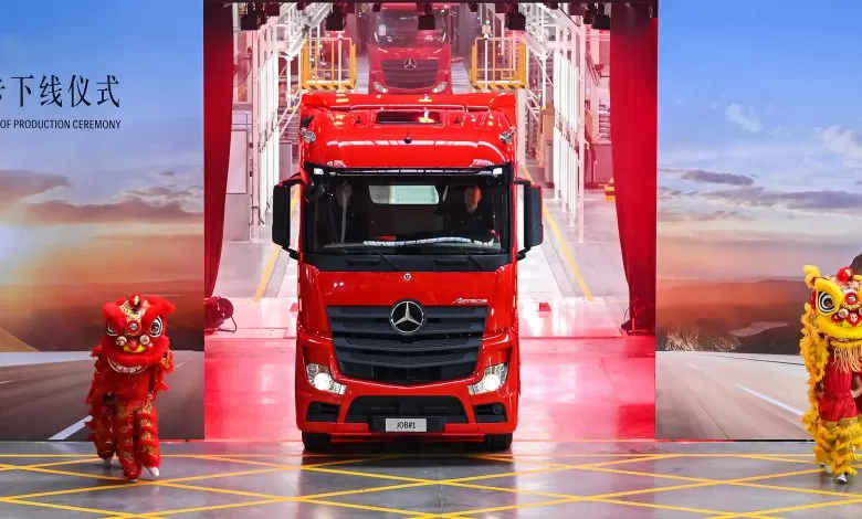 A început producția de camioane Mercedes-Benz Actros în China