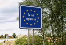 Cehia reintroduce temporar controalele la frontierele cu Slovacia