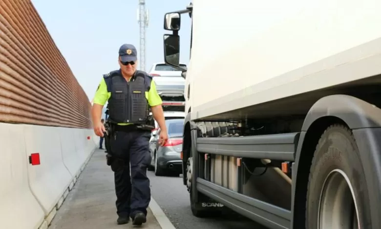 Operațiunea Truck & Bus: Droguri și șoferi obosiți la volan 1 Operațiunea Truck & Bus: Droguri și șoferi obosiți la volan
