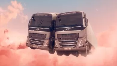 Poveste de dragoste între două camioane, în cel mai nou film Volvo