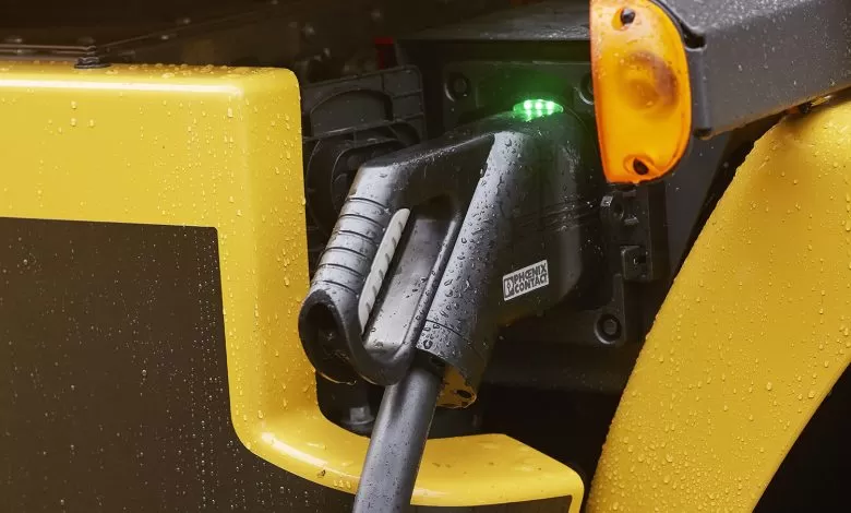 camion electric incarcare