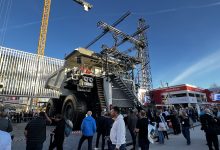 bauma 2022: Liebherr a expus T 274, un camion de minerit de 305 tone