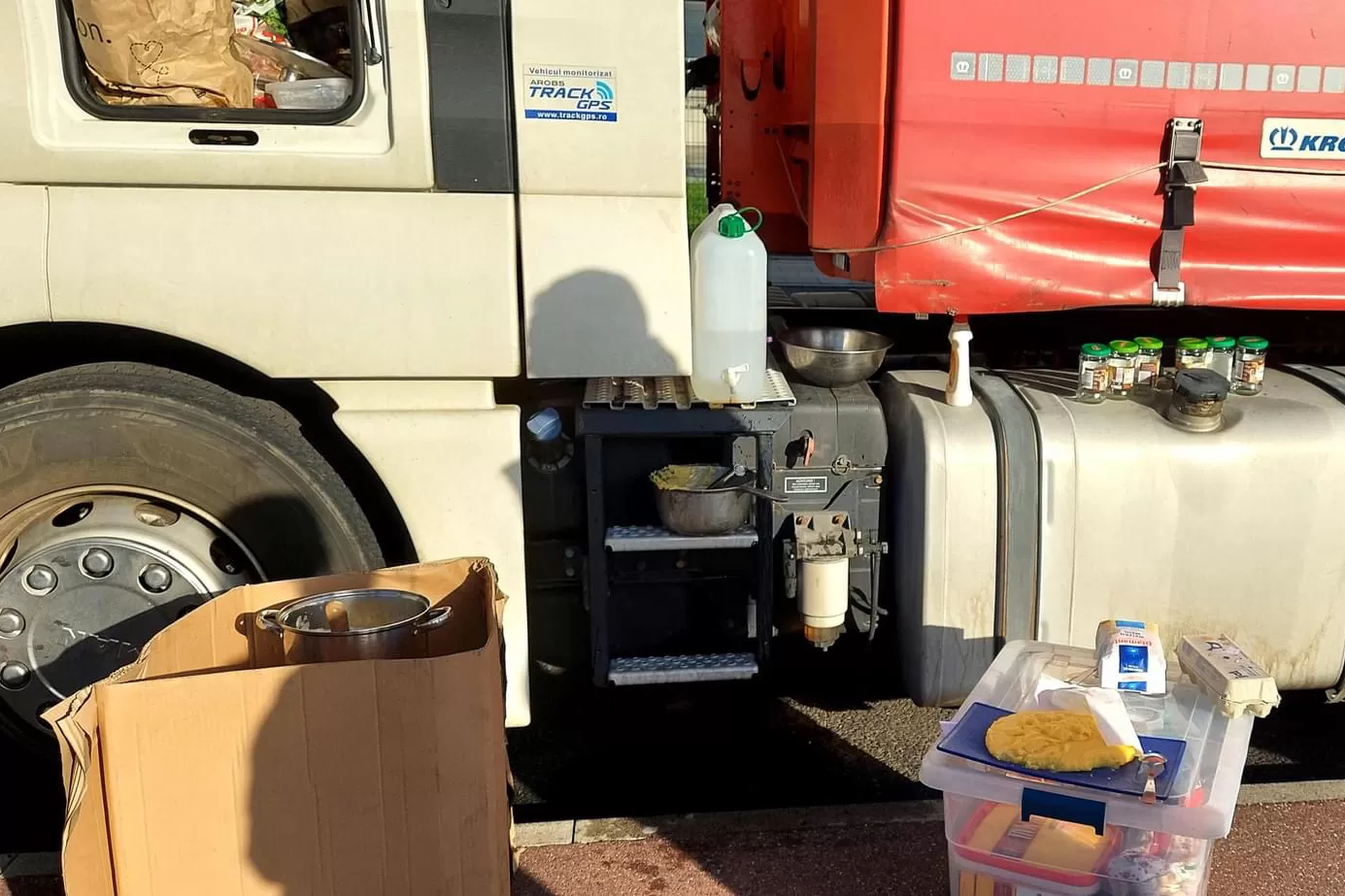 Șoferii de camion se plâng de lipsa facilităților la depozitul Amazon din Mönchengladbach 3 control ela etf amazon3
