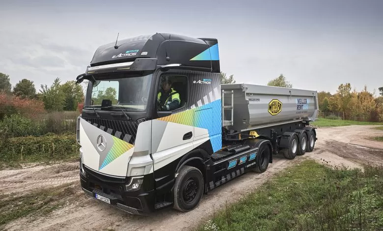 bauma 2022: Mercedes prezintă un prototip eActros LongHaul pentru construcții