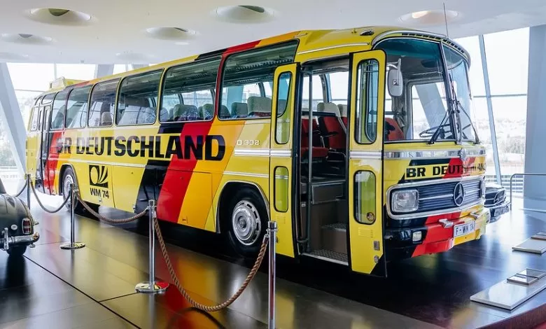 Ce dotări avea autocarul Mercedes-Benz O 302, care a transportat fotbaliștii la CM 1974 1 Ce dotări avea autocarul Mercedes-Benz O 302, care a transportat fotbaliștii la CM 1974