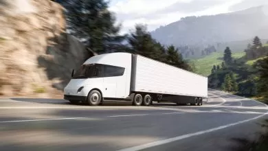 Tesla Semi a parcurs 800 km încărcat aproape complet