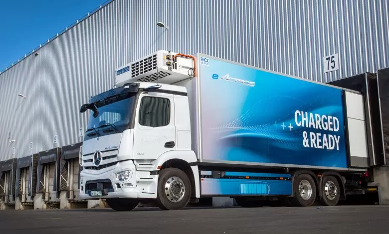 Flotă demo de camioane electrice eActros, disponibilă în România